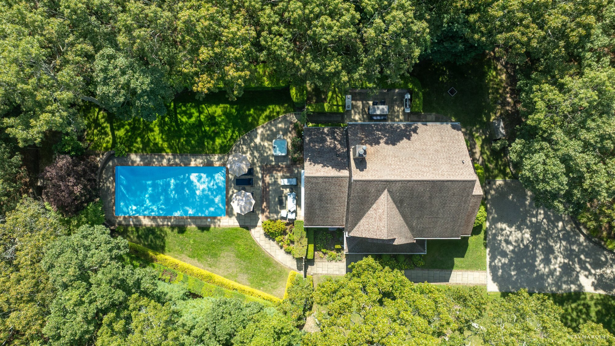Residence image 3