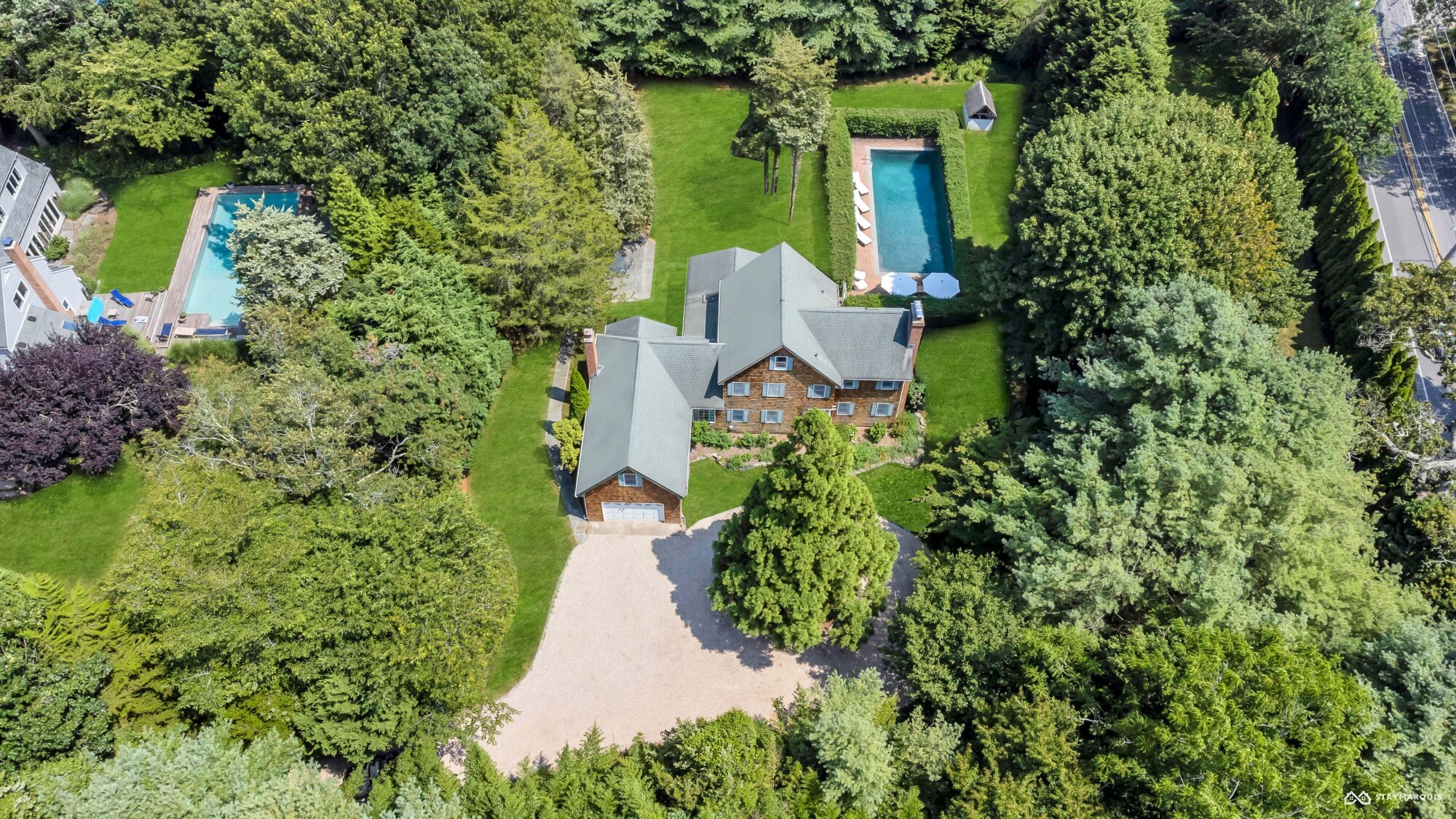 Residence image 3