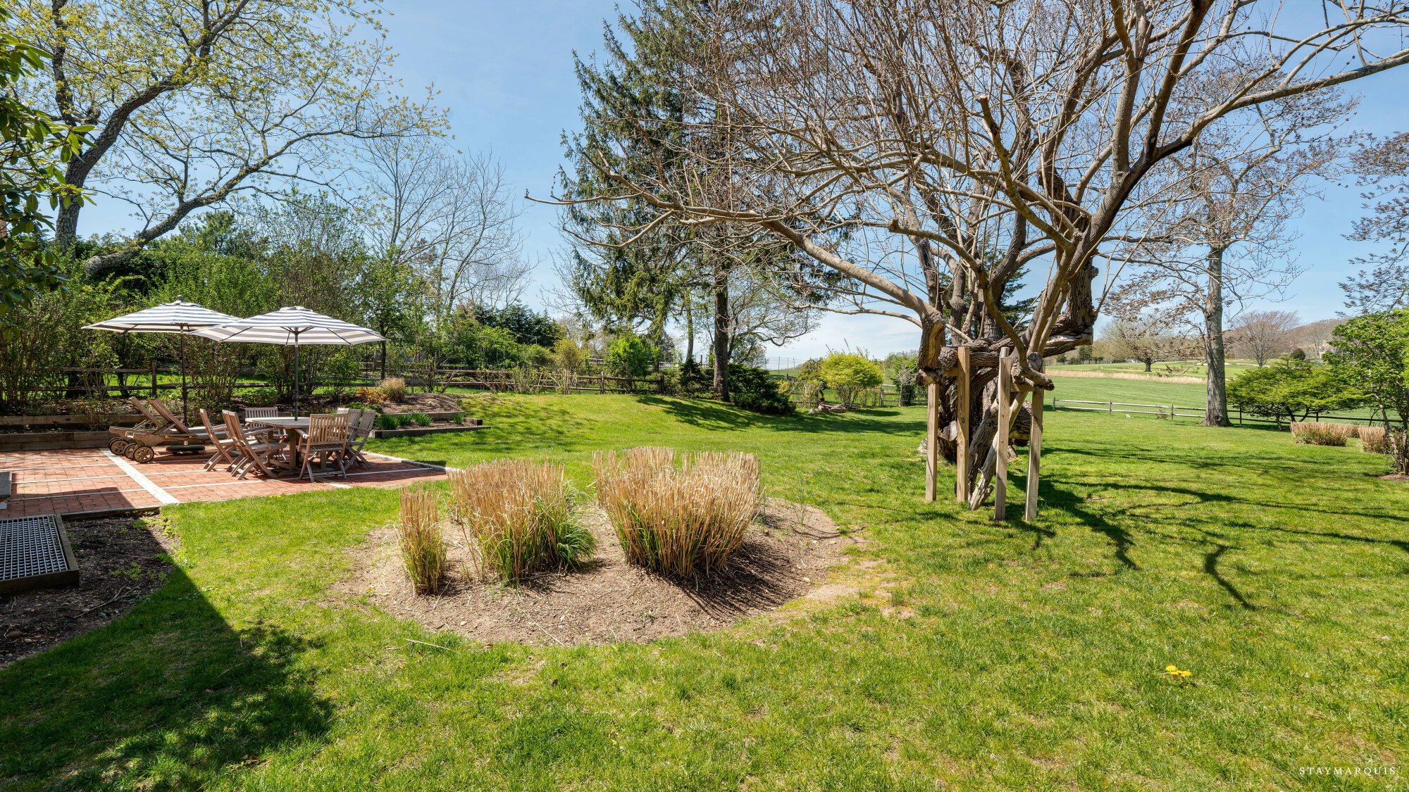 Residence image 3