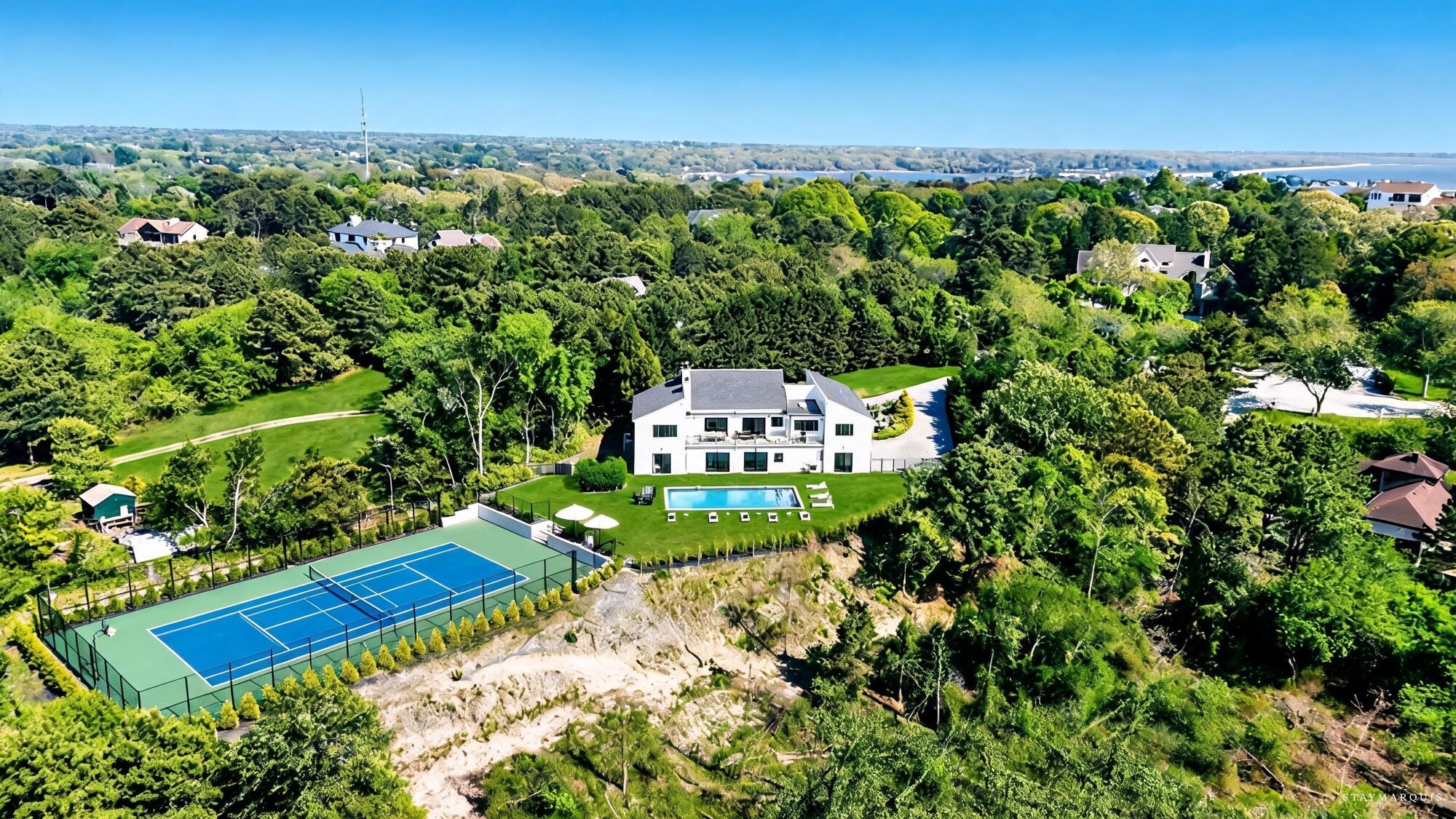 Residence image 2