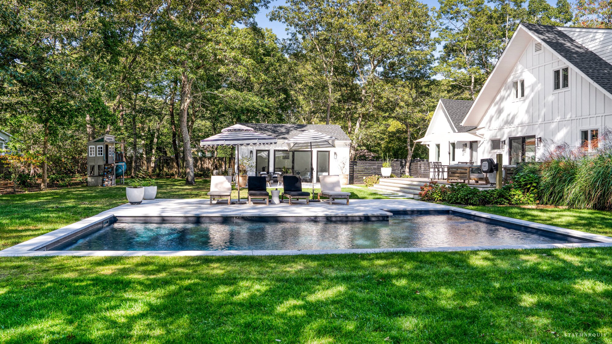 Residence image 3