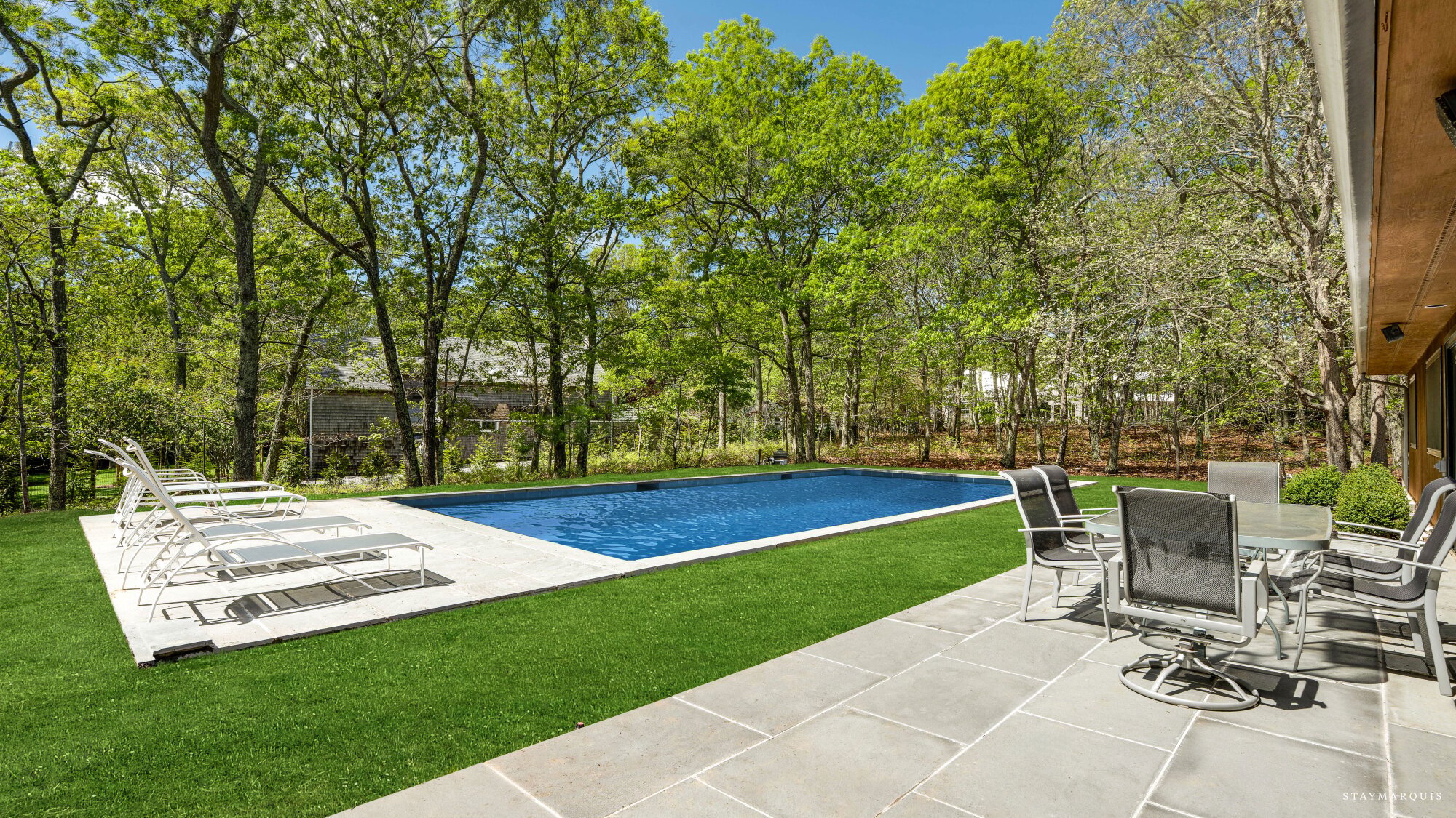 Residence image 2