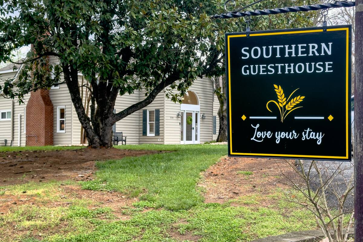 Southern Guesthouse is a boutique getaway in Altavista, VA that is available to rent as a whole house booking or as smaller, private suites.