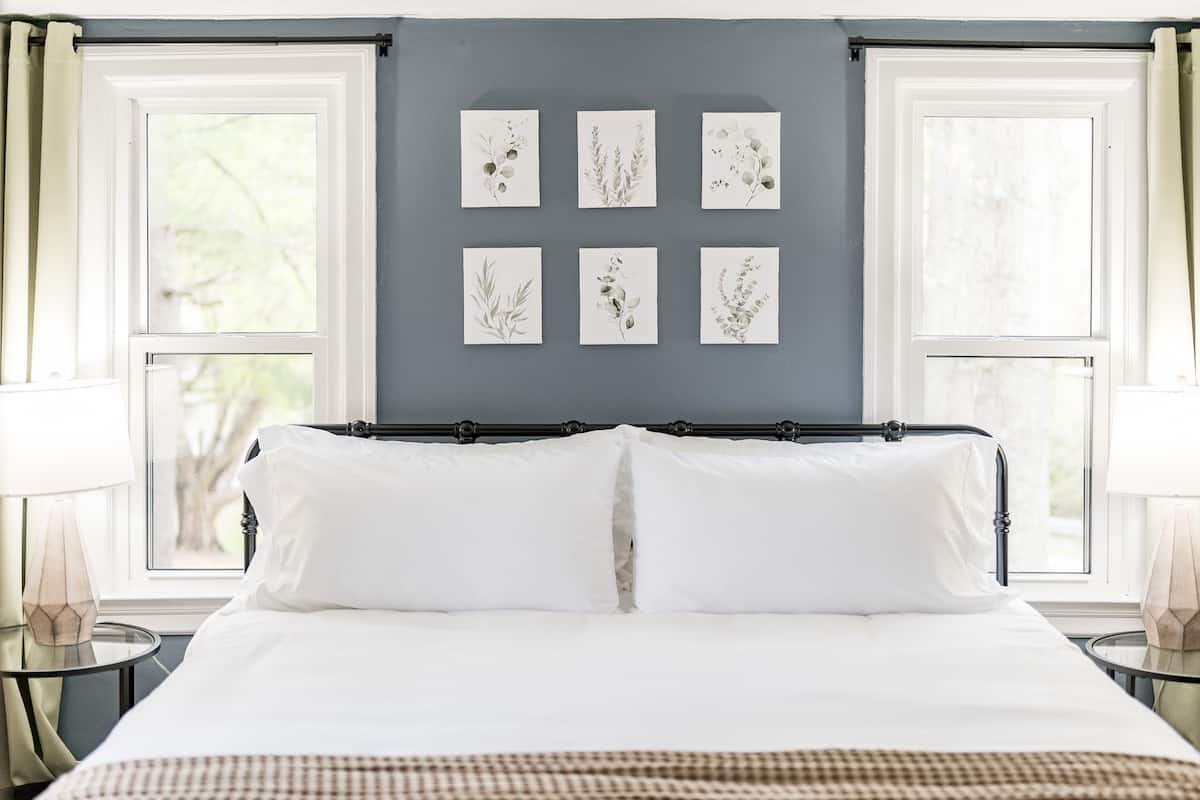 King bed