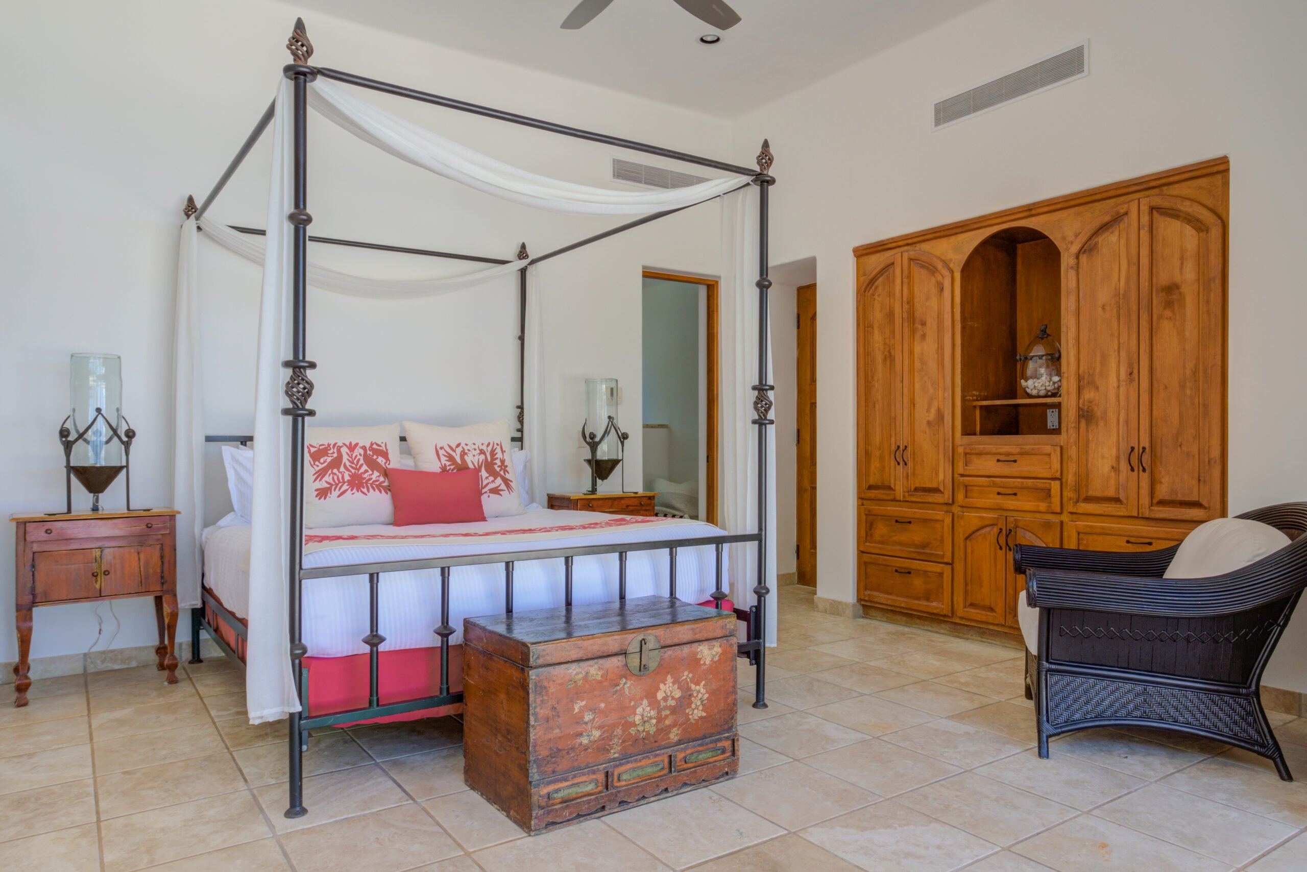 Residence image 3