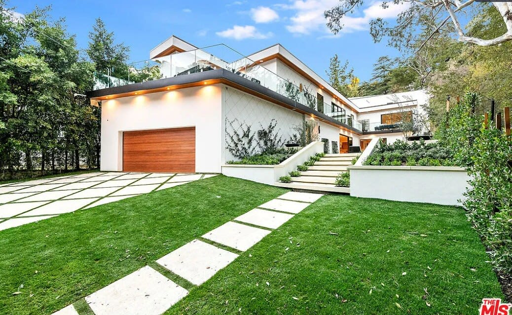 Residence image 1