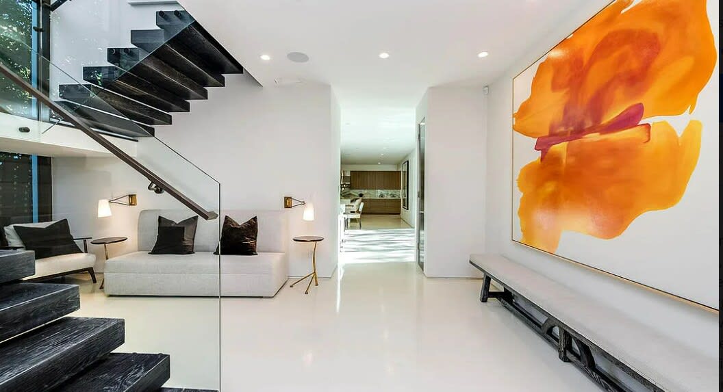 Discover the allure of Laurel Canyon in Los Angeles in Los Angeles, CA