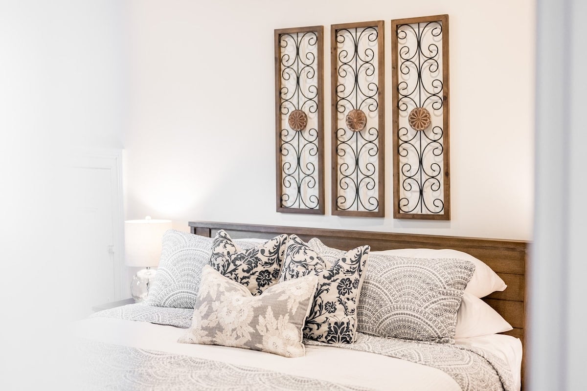 Charming Walkable Downtown Getaway w/ Coffee Bar! image 21