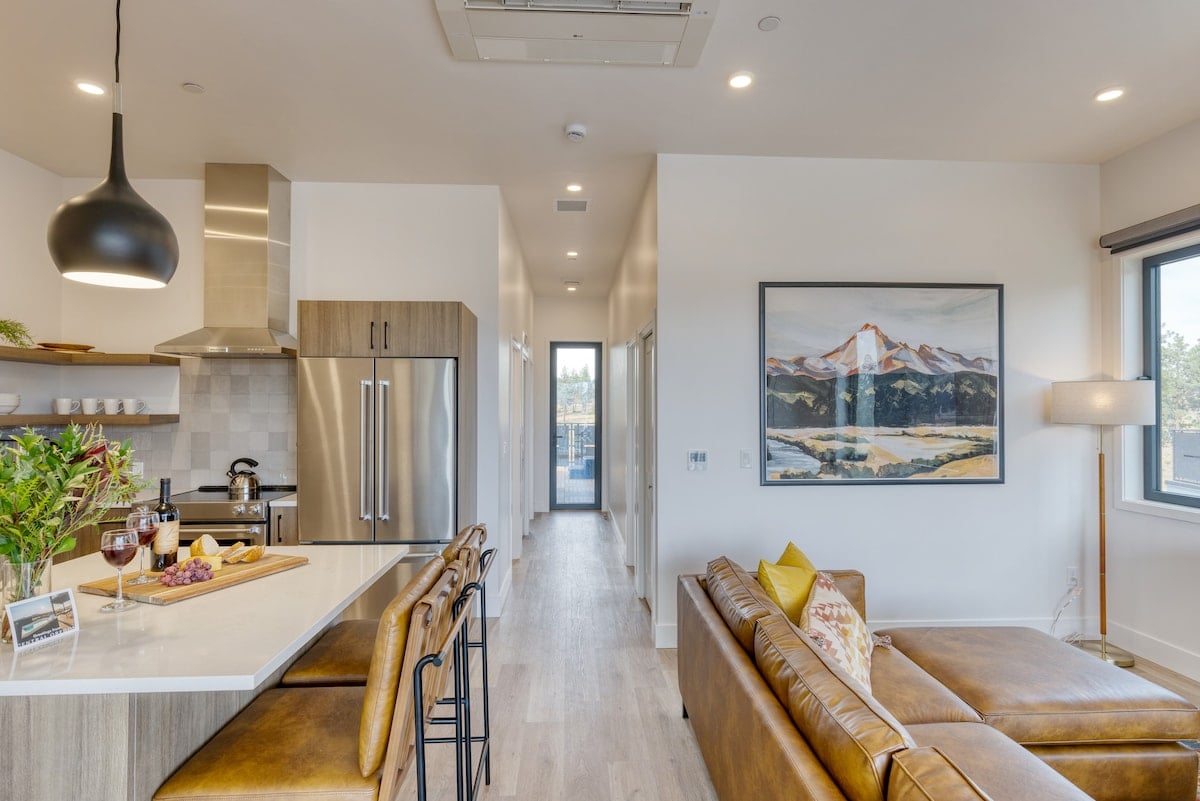 1119 Aerie #300 | Hot Tub and Mountain View image 15
