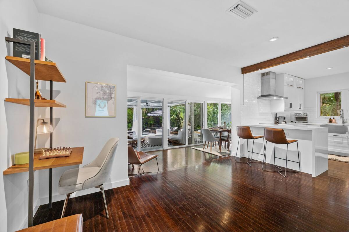 Residence image 3