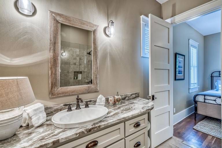 Residence image 6