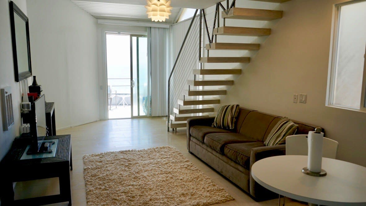 Residence image 3