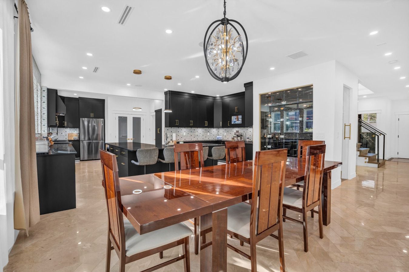 Residence image 5