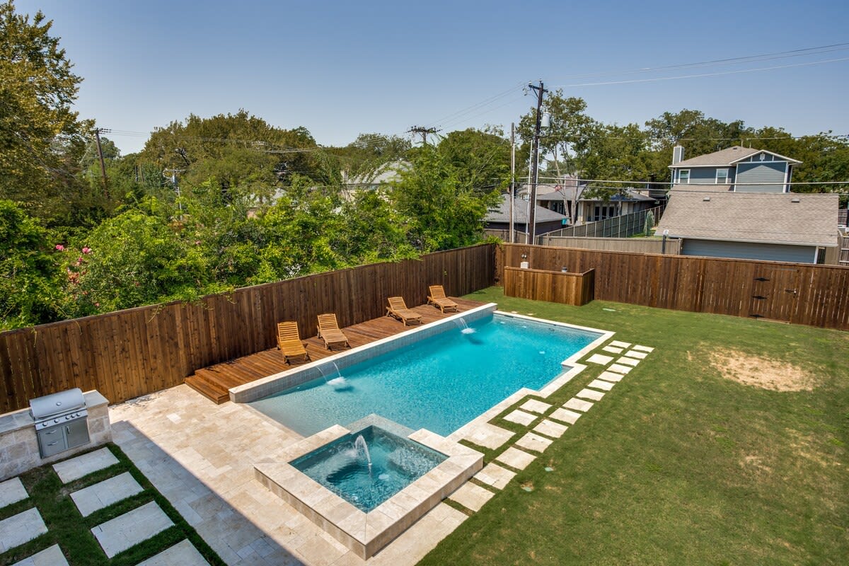 Residence image 6