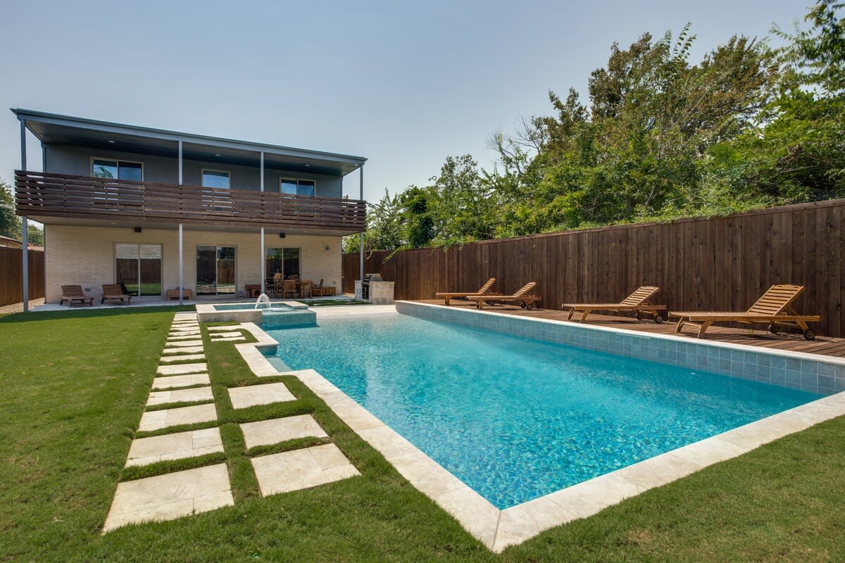 Residence image 1