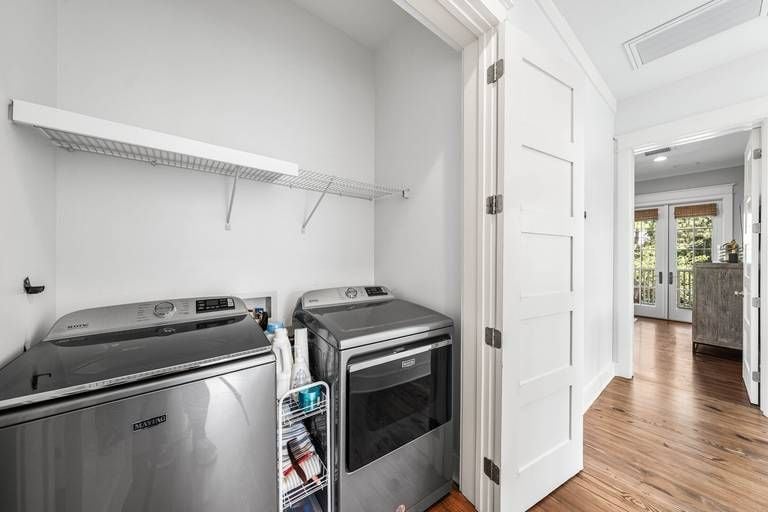 Residence image 4