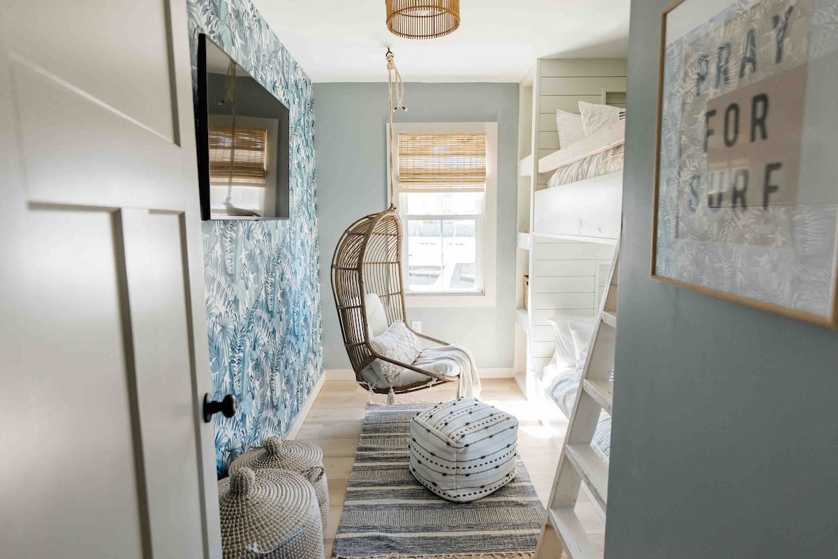 custom built bunk bed space 