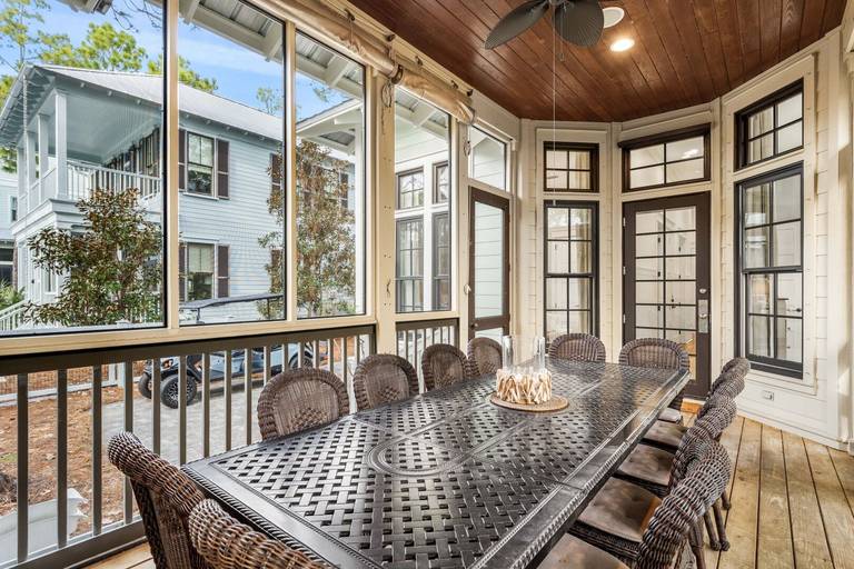 Residence image 3