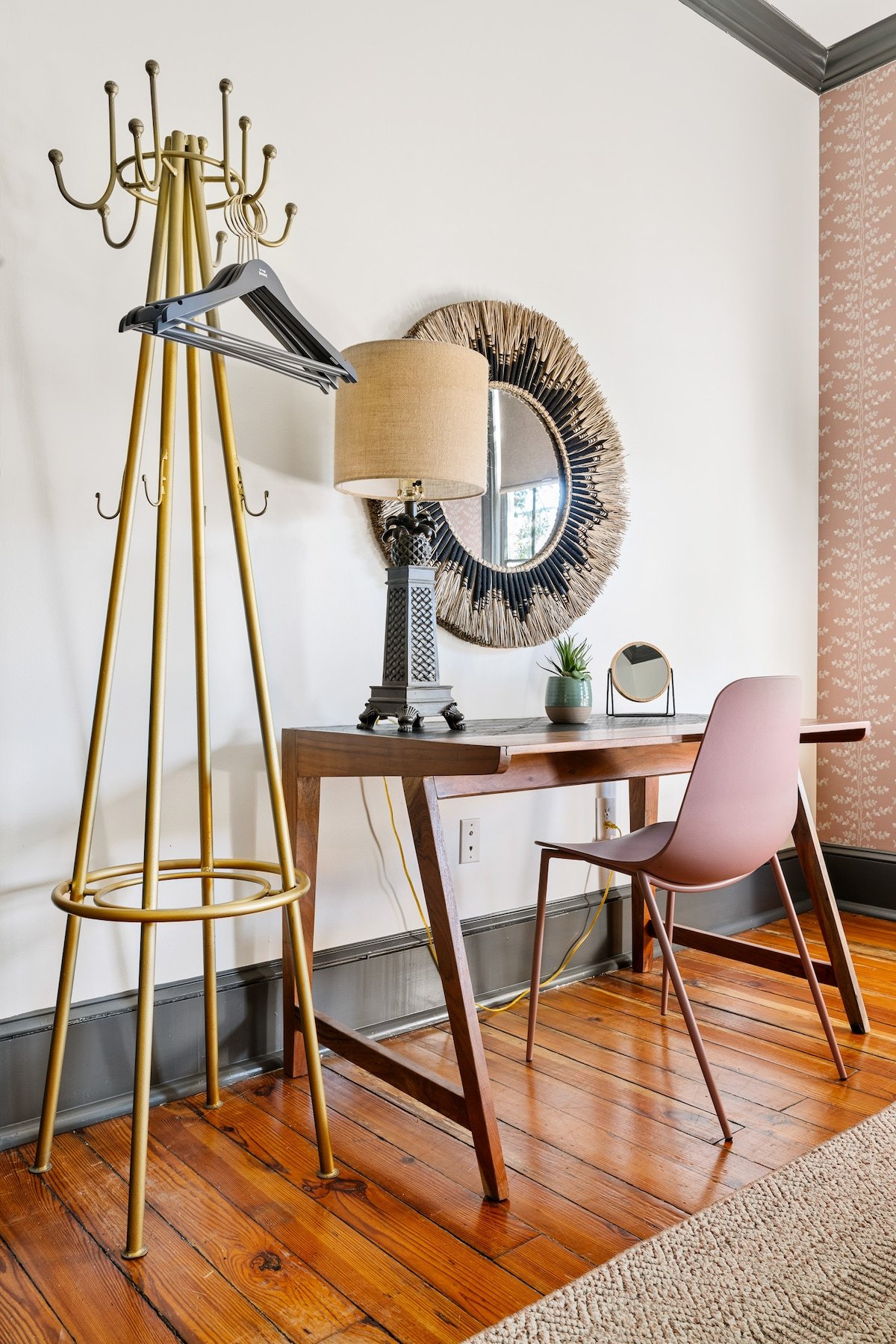 4 Blocks from King! | Maison de Jasmine Suite B image 29