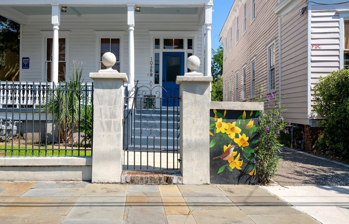 4 Blocks from King! | Maison de Jasmine Suite B image 42