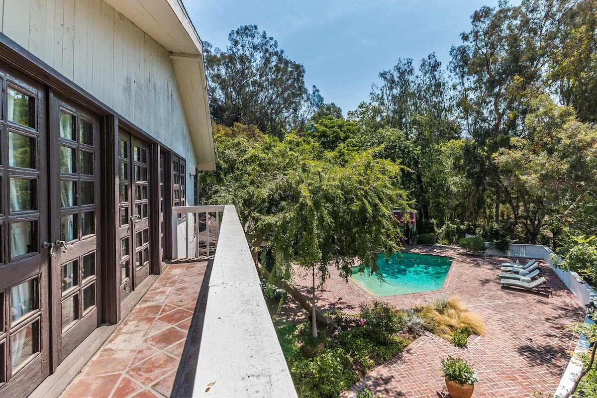 Residence image 1