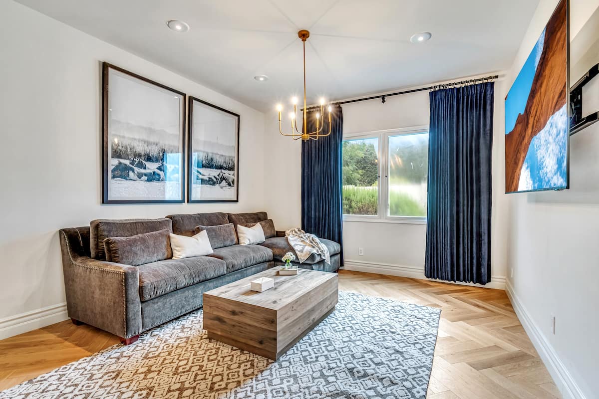 Residence image 1