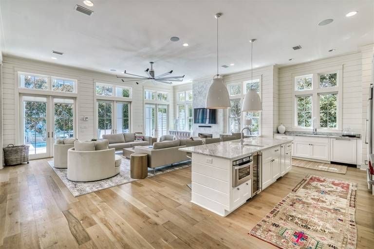 Residence image 3