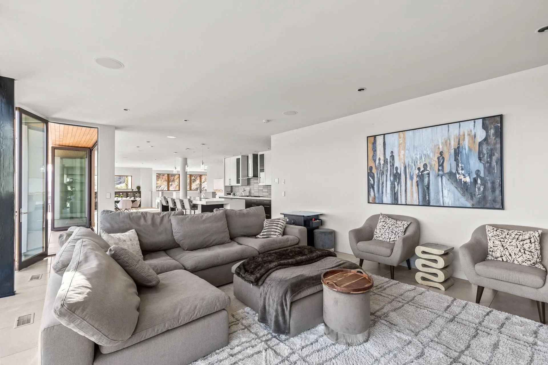 Residence image 3