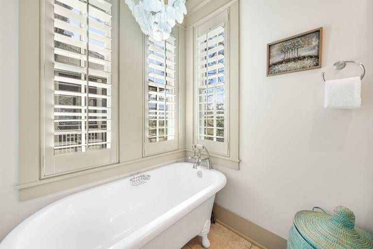 Residence image 4