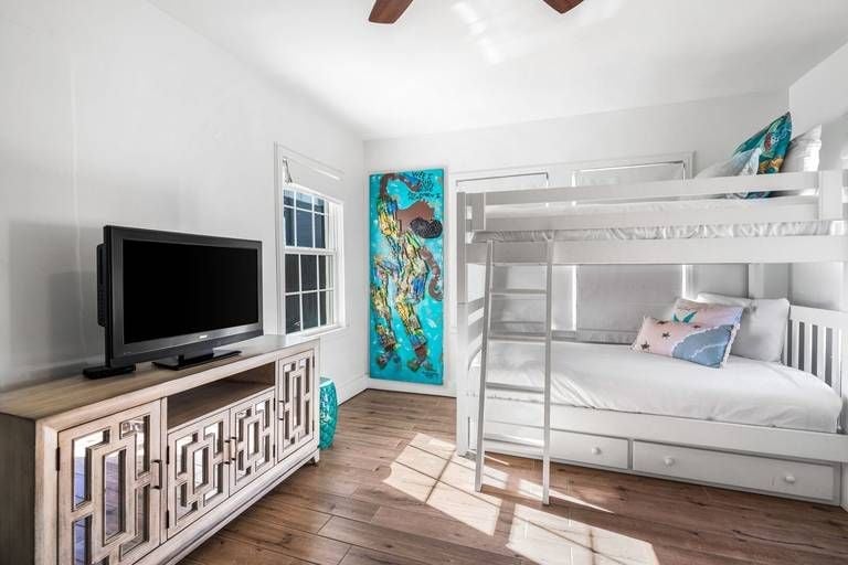 Residence image 2