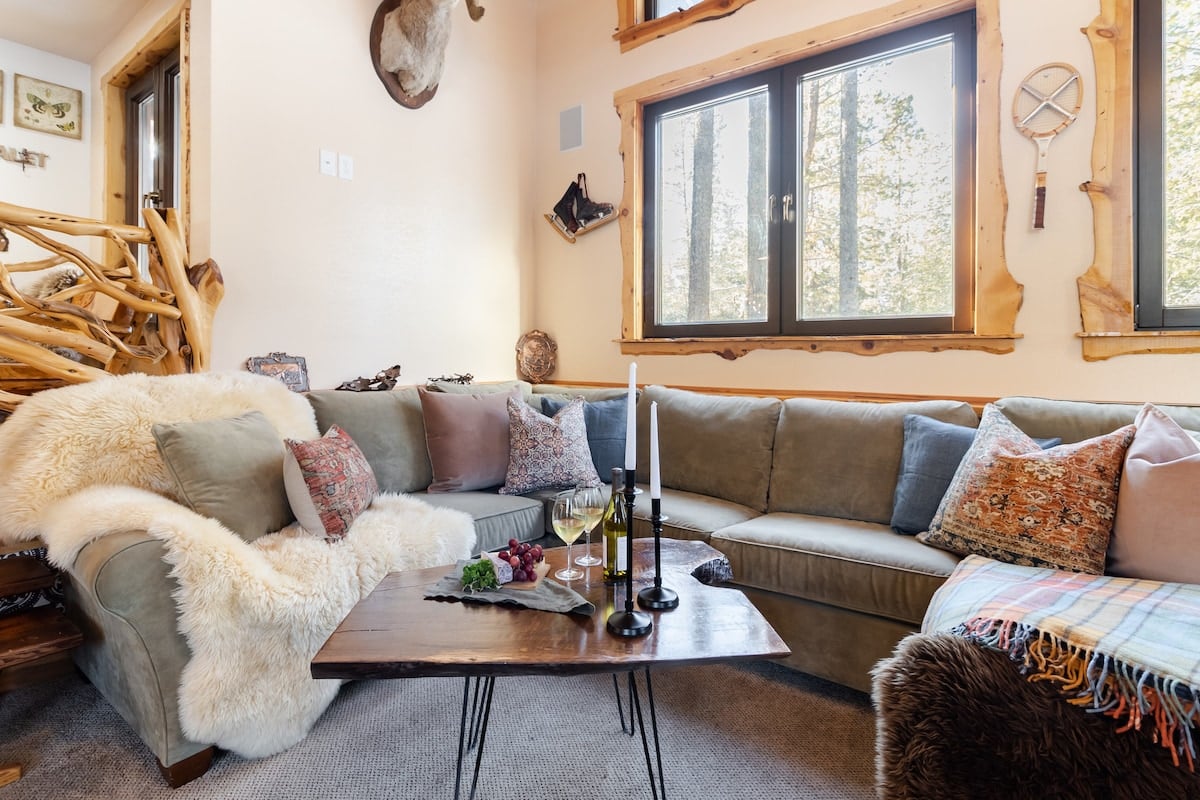 Soothe Your Soul in Bend’s Premier Retreat in Bend, OR