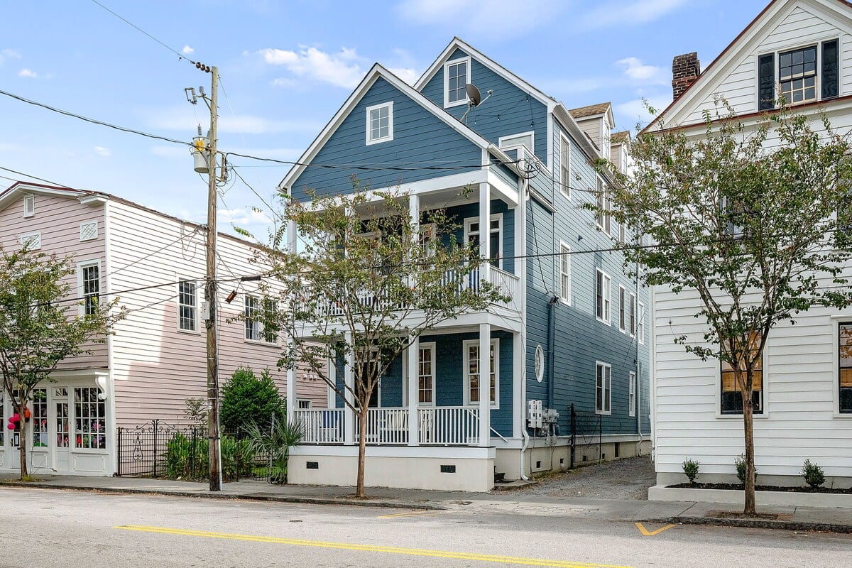 Three bedrooms dressed in color and easy, unhurried warmth in Charleston, SC