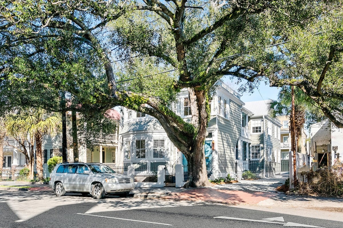 Discover Peace and Elegance in Downtown Charleston in Charleston, SC