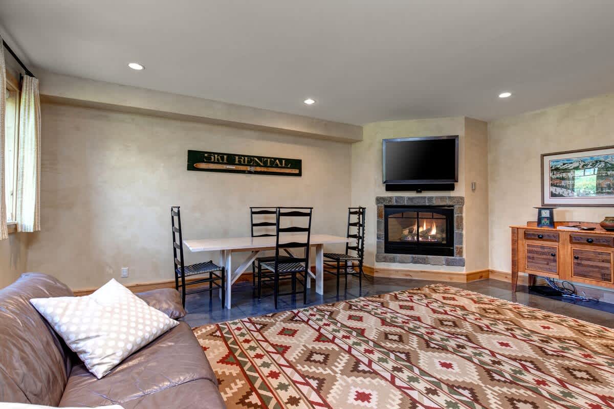 Residence image 4