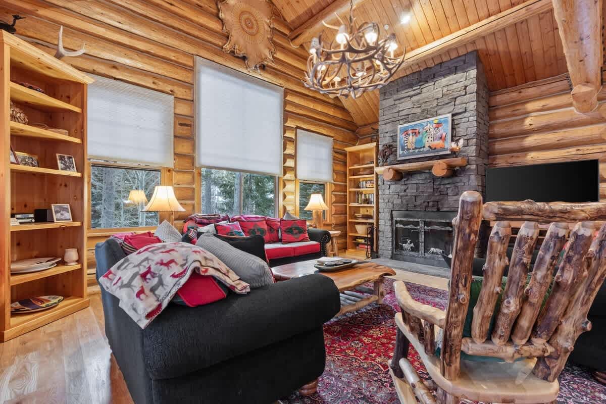 Residence image 2