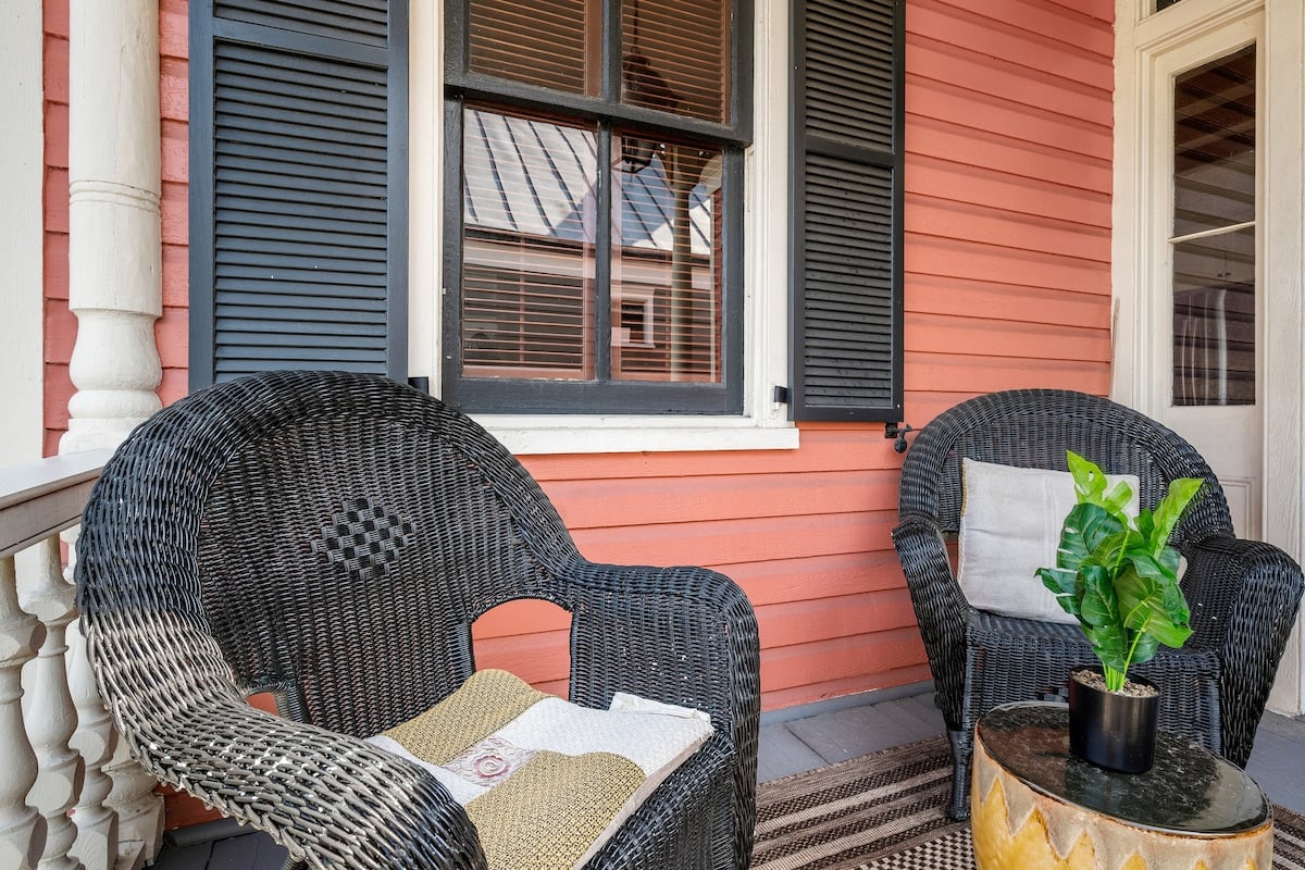 Radiant Retreat | A Cozy Haven with Eclectic Char image 19