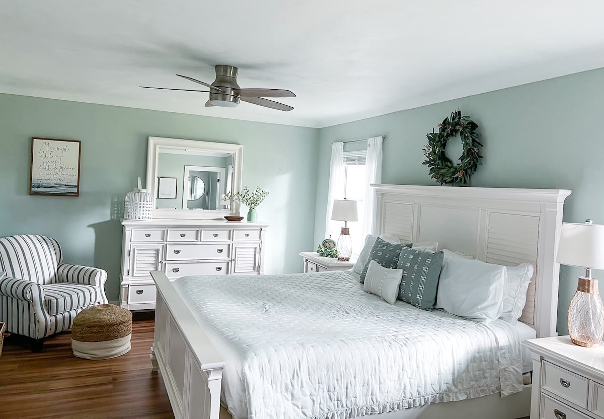 Beautiful master bedroom 