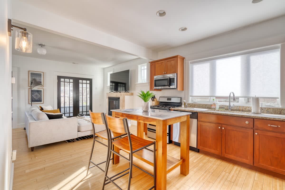 Residence image 3