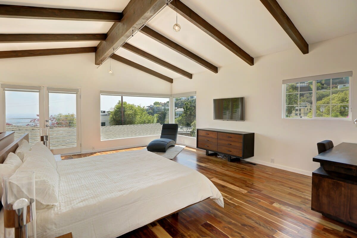 Residence image 1