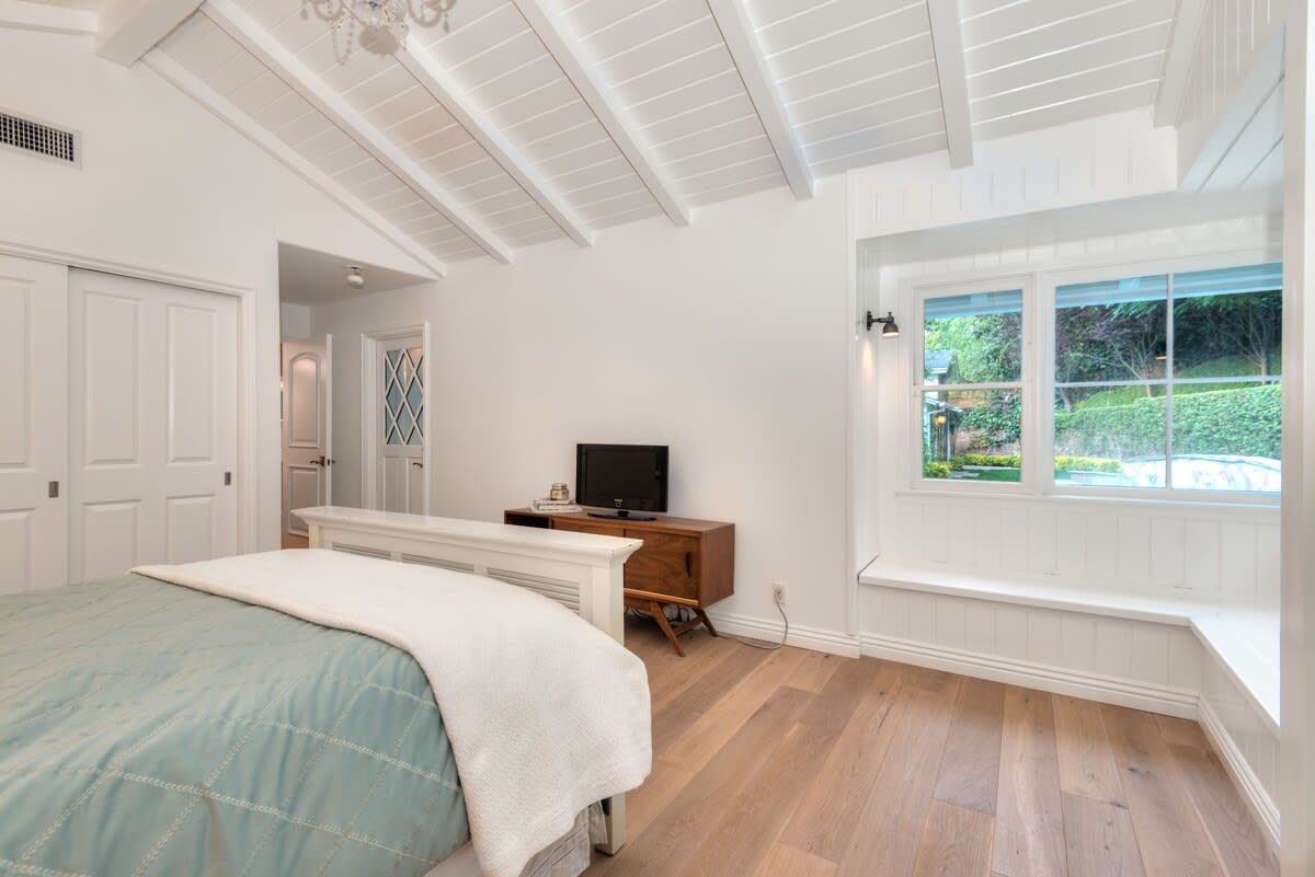 Residence image 1