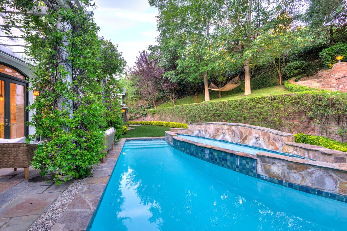 Residence image 4