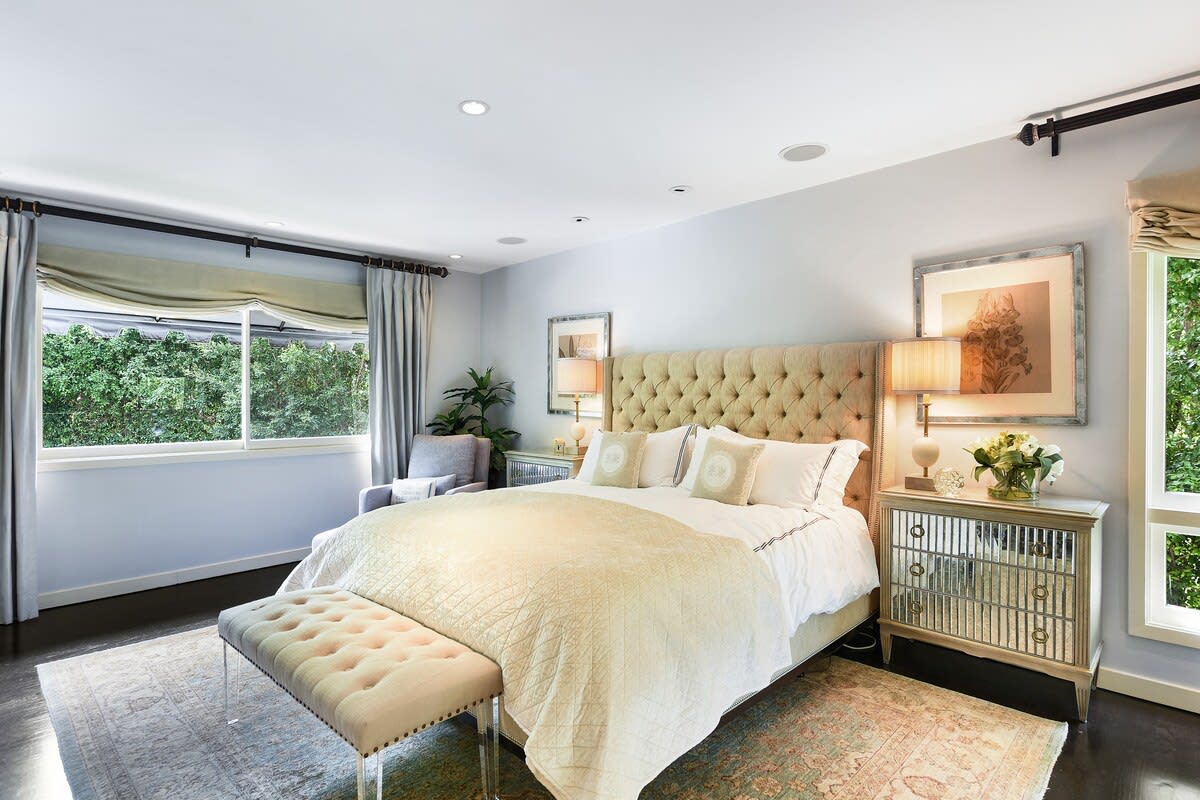 Residence image 2