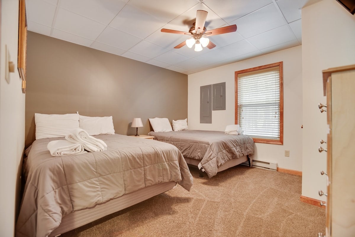 Bedroom 1 - 2 Full Beds.