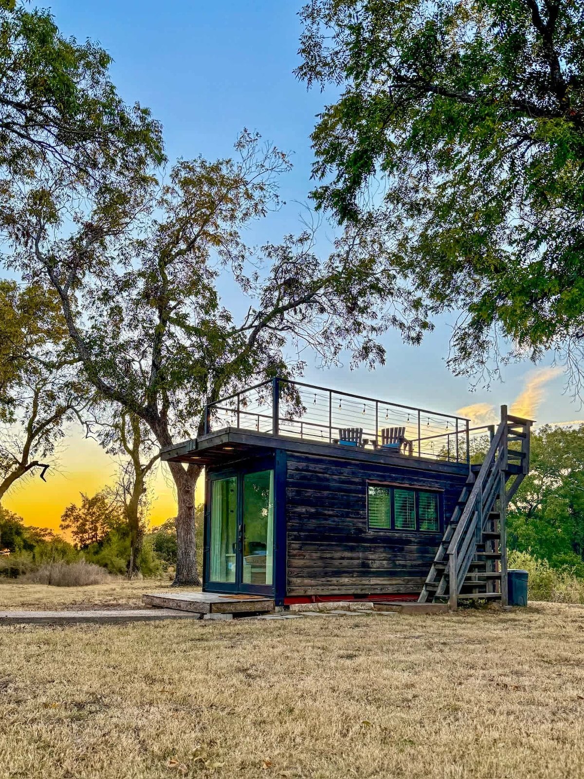 Unique Container Home in Waco image 13
