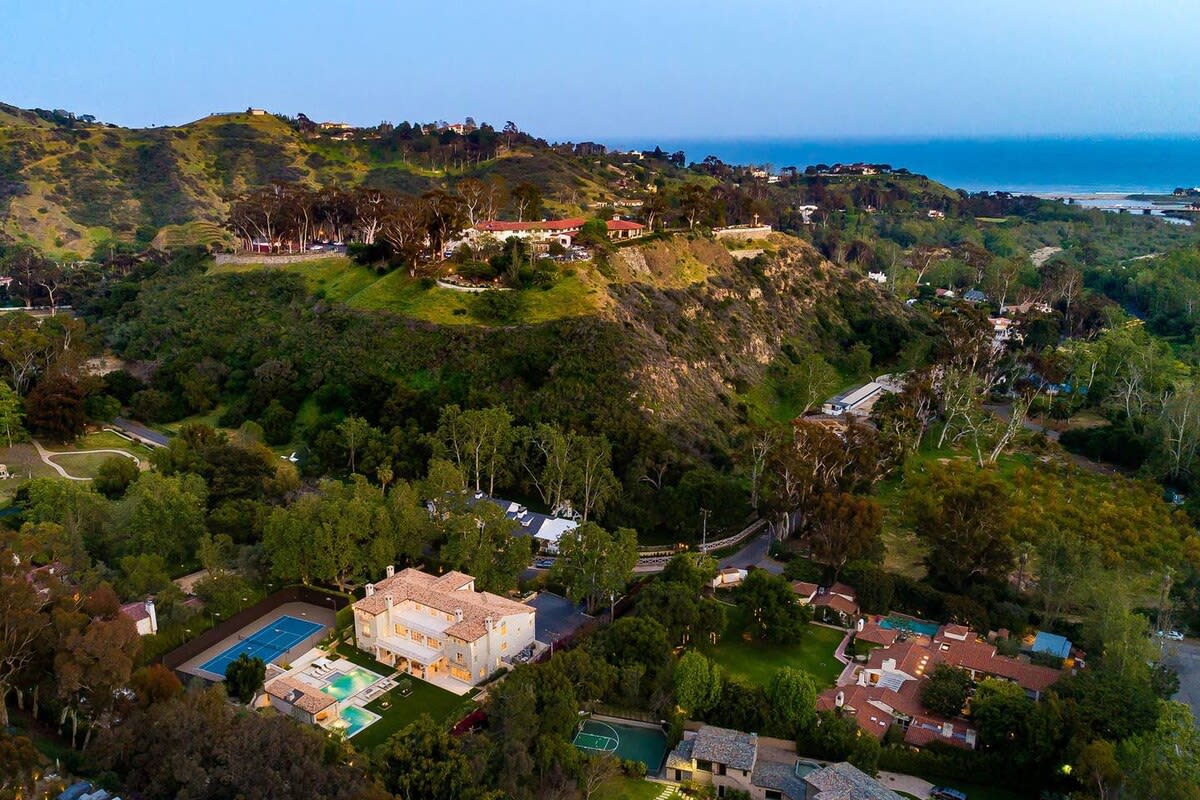 Residence image 1