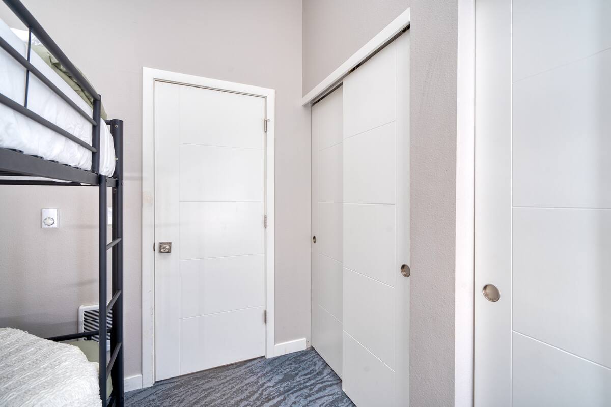 Residence image 3