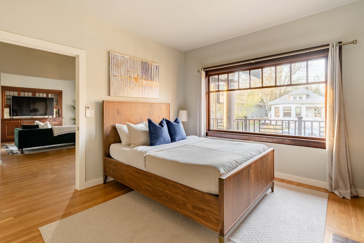 Residence image 1