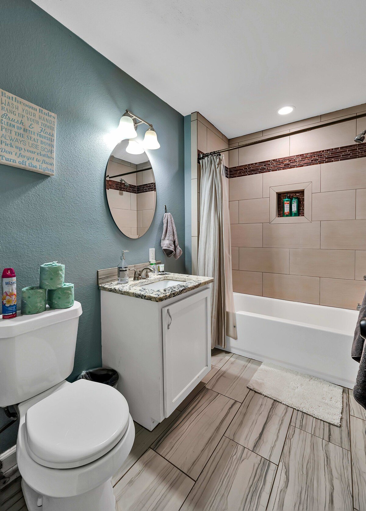 2nd Bathroom
