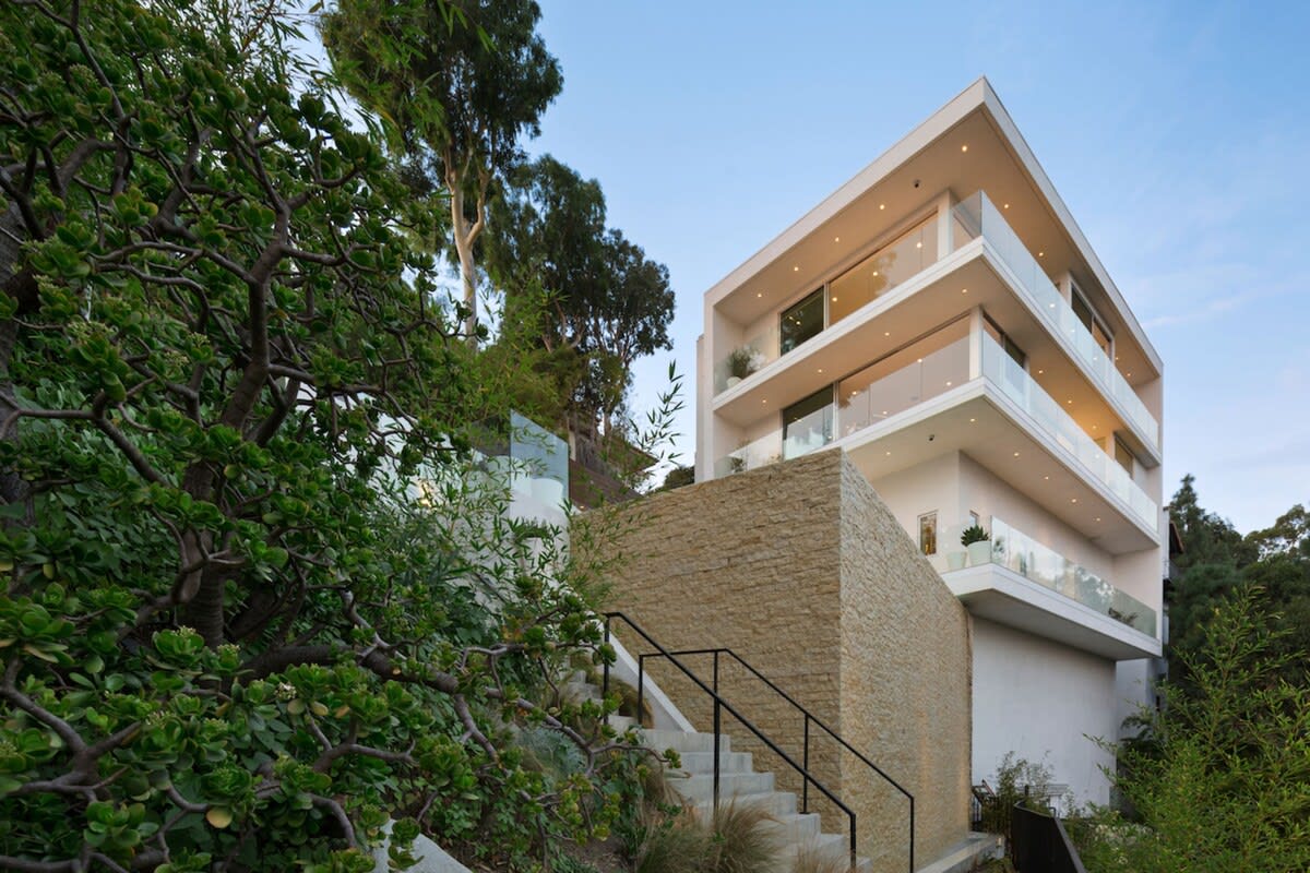 Residence image 1