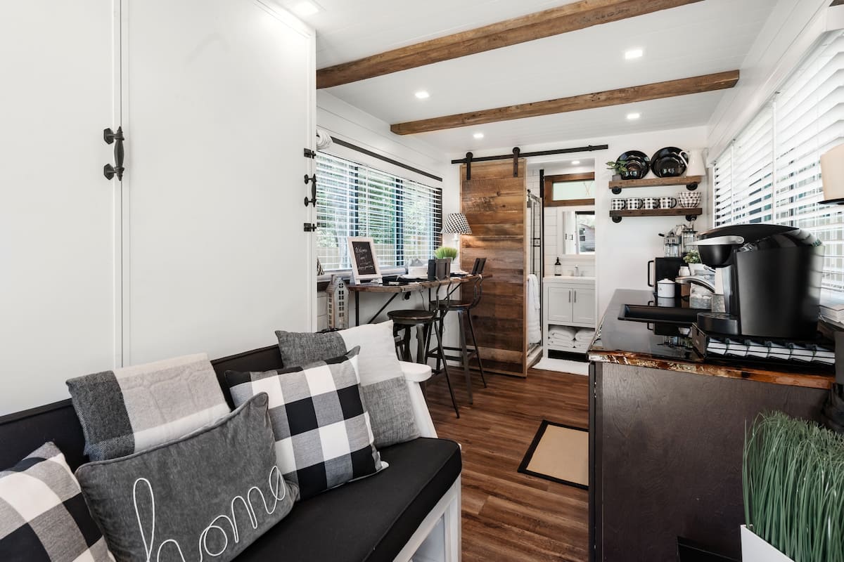 Residence image 1